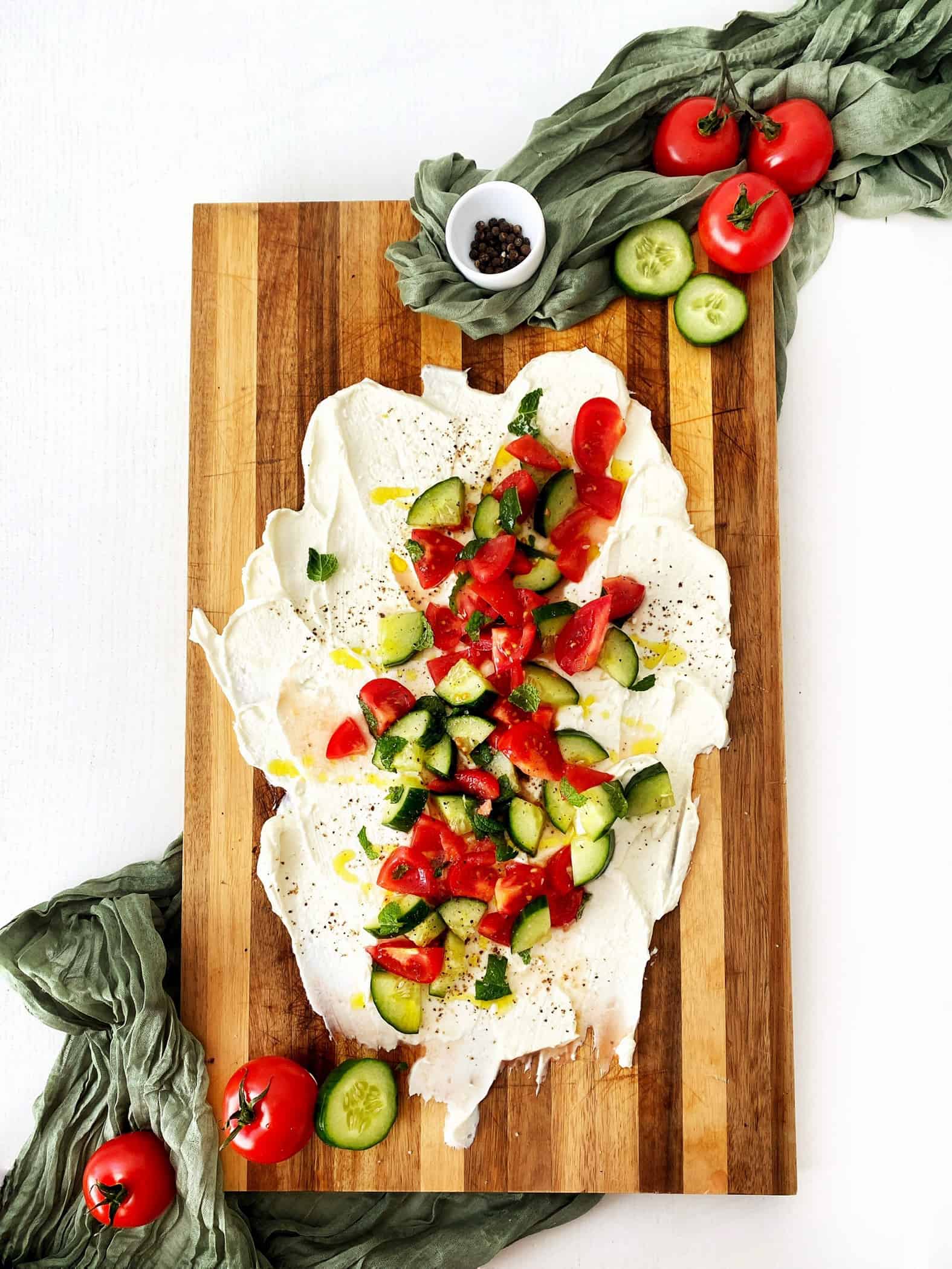 Mehr über den Artikel erfahren Greek Feta Board – Griechisches Feta Board
