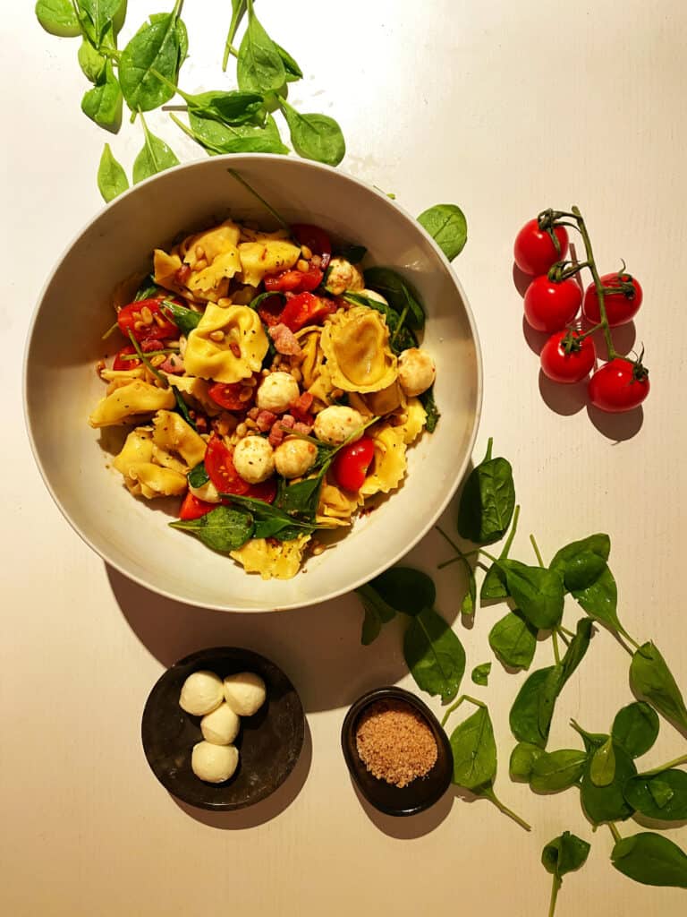 Tortellinisalat