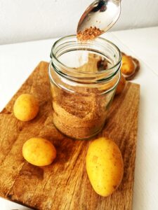 Mehr über den Artikel erfahren Kartoffelgewürz aus Kartoffelschalen