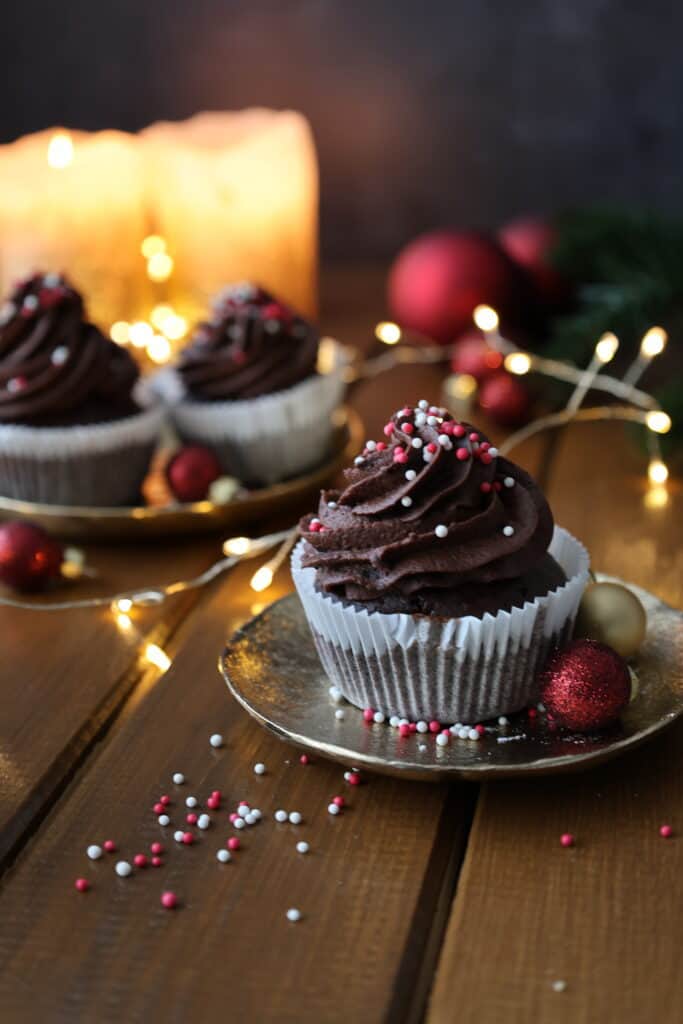 Schokocupcake mit Cranberryfüllung