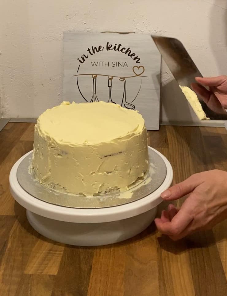 Mehr über den Artikel erfahren Milchmädchen-Buttercreme