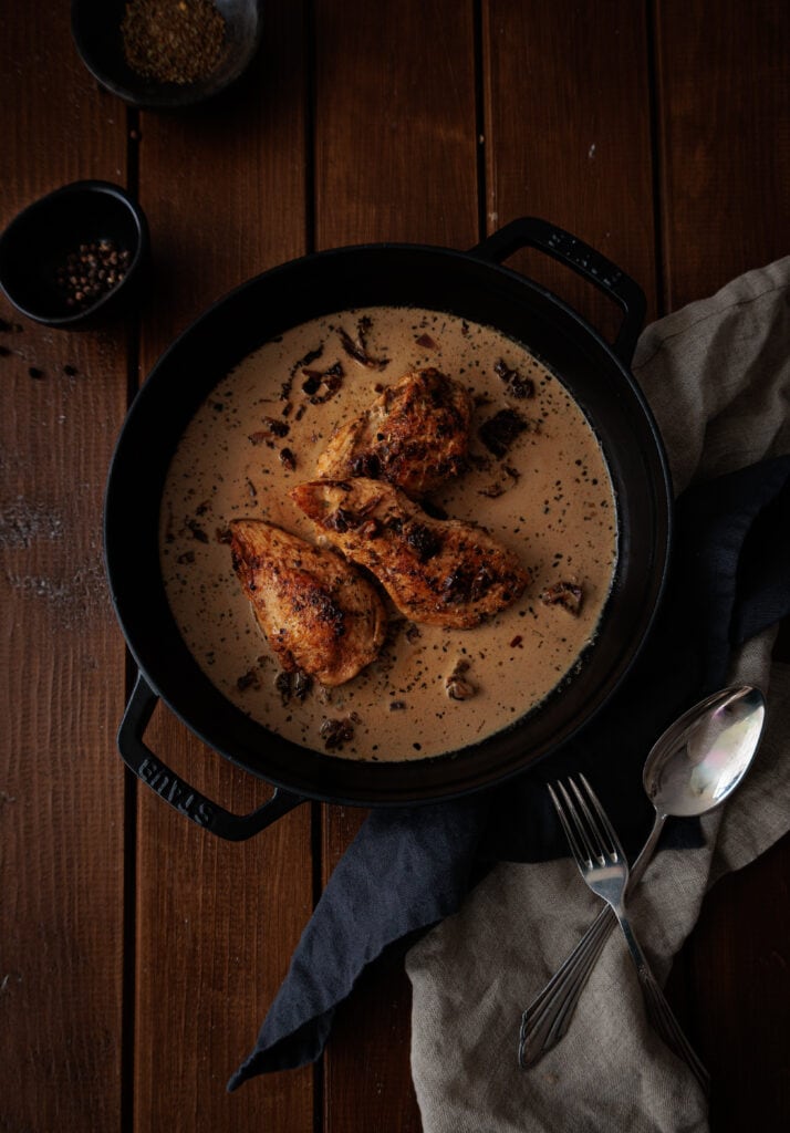 Hähnchen mit sonnengereiften getrockneten Tomaten