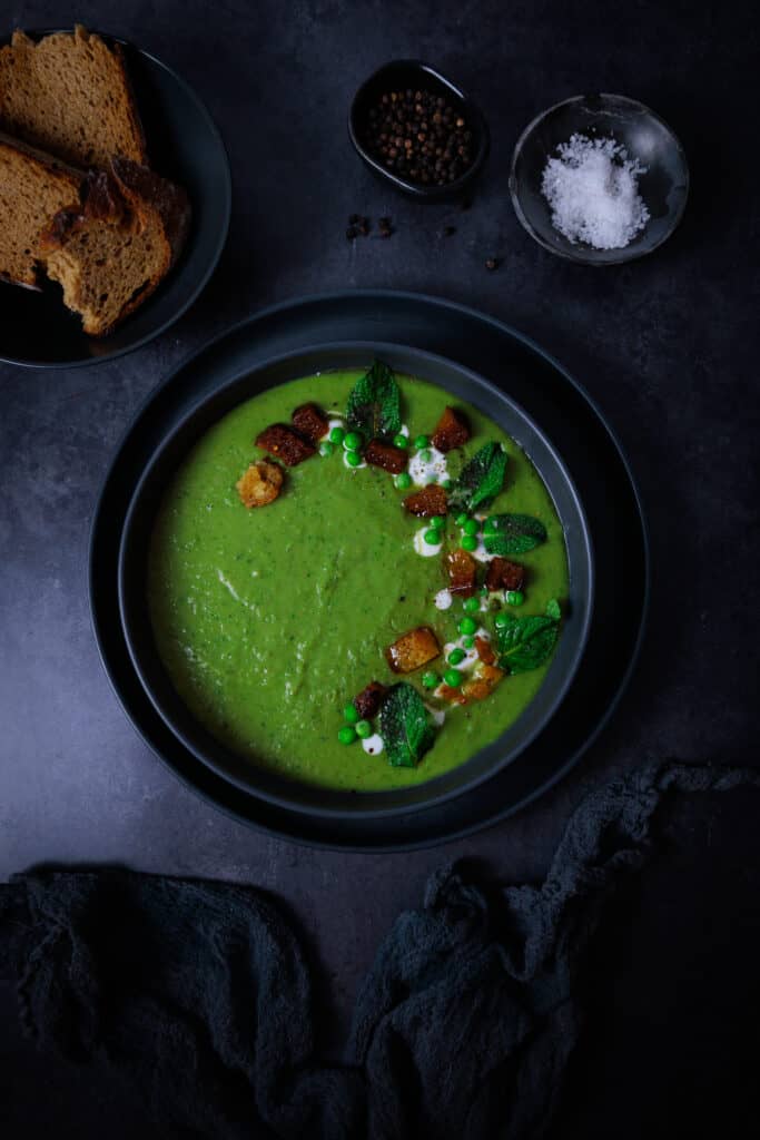 Erbsen-Minze-Suppe