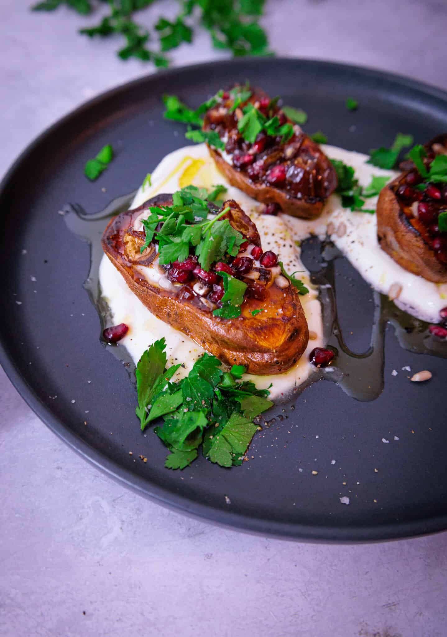 Süßkartoffeln aus dem Backofen - inthekitchenwithsina.de