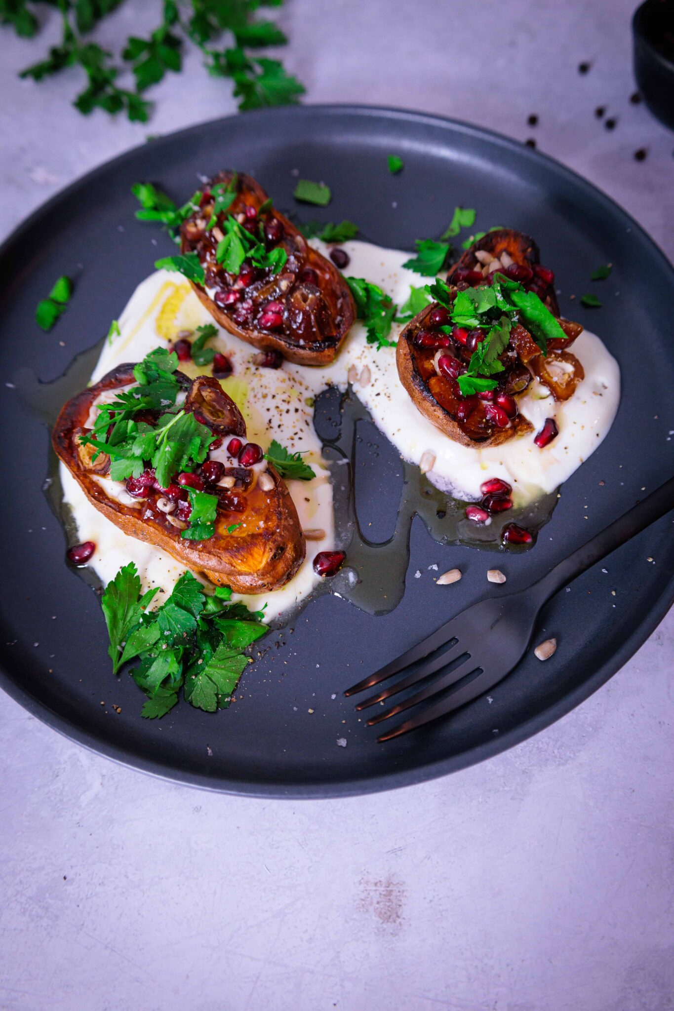 Süßkartoffeln aus dem Backofen - inthekitchenwithsina.de