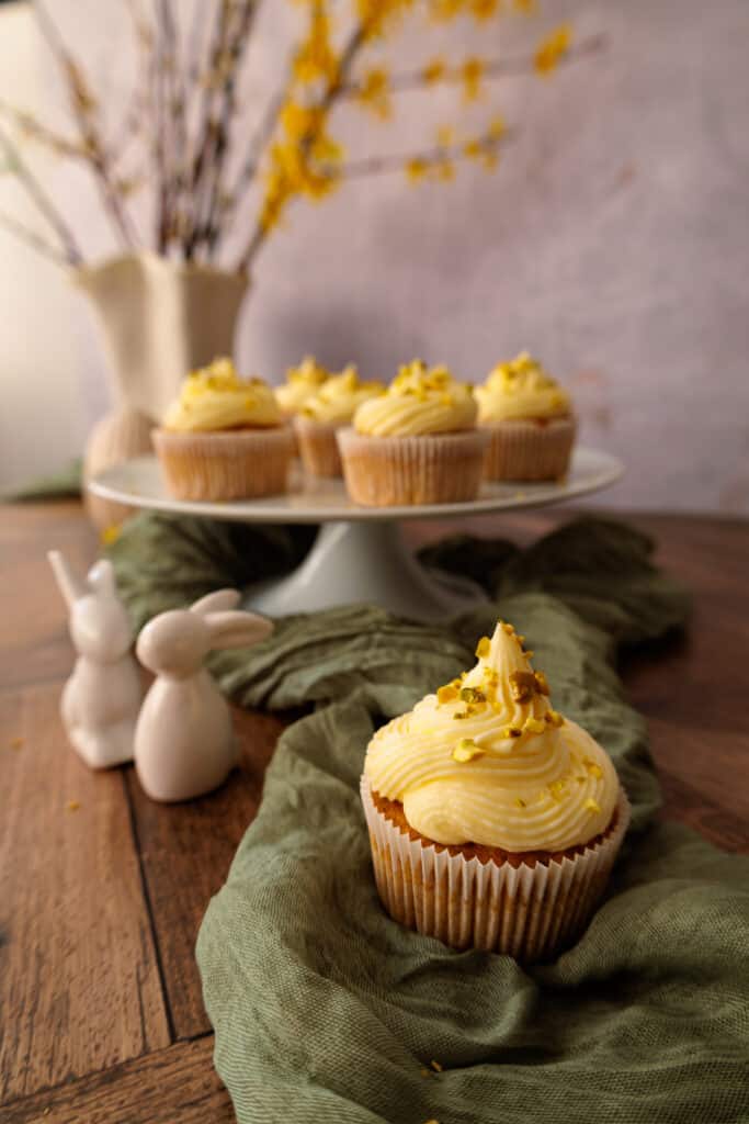 Rübli Cupcakes mit Frischkäse-Frosting