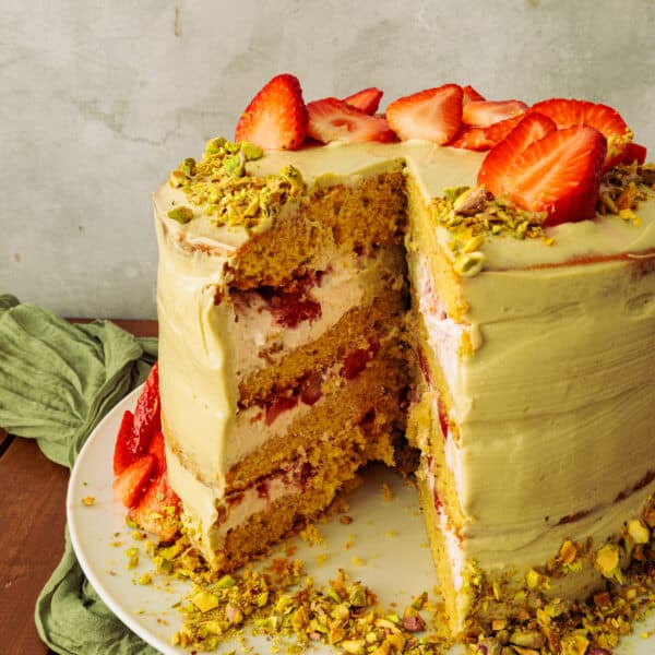 Erdbeer-Pistazien-Torte
