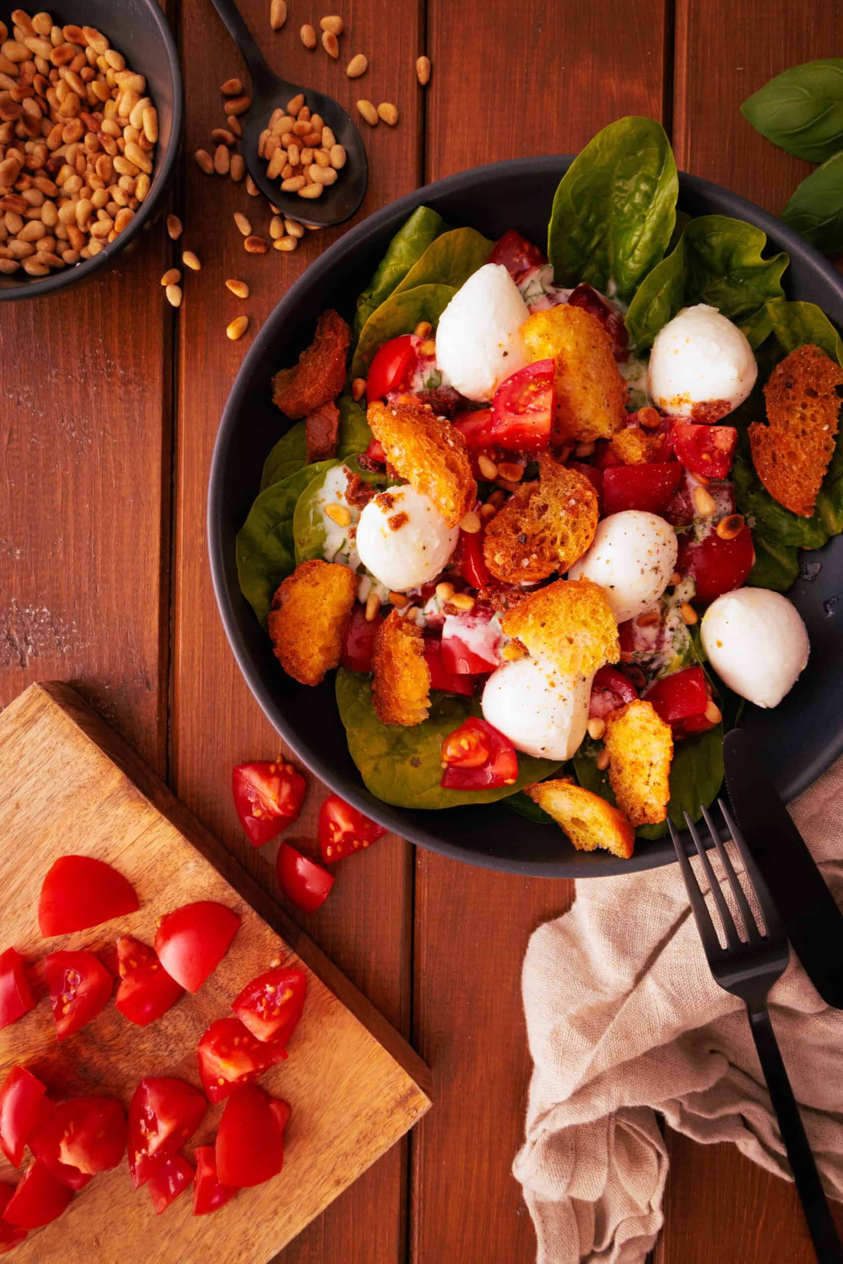 Spinatsalat mit Burrata