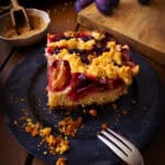 Saftiger Zwetschgen-Blechkuchen