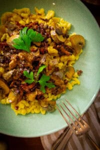 Mehr über den Artikel erfahren Spätzle in Pilzrahmsoße