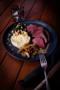 Mehr über den Artikel erfahren Rückwärtsgegartes Rinderfilet