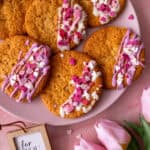 Weiße Cookies mit weißen Schoko-Chunks