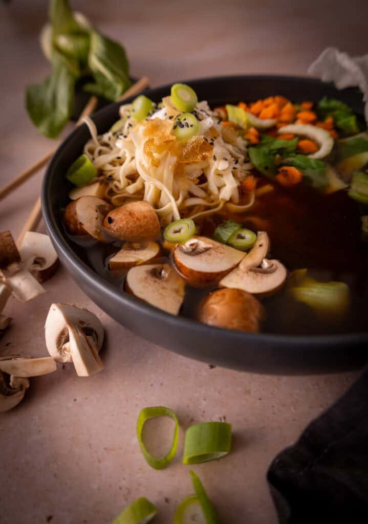 Asiatische Hühnersuppe