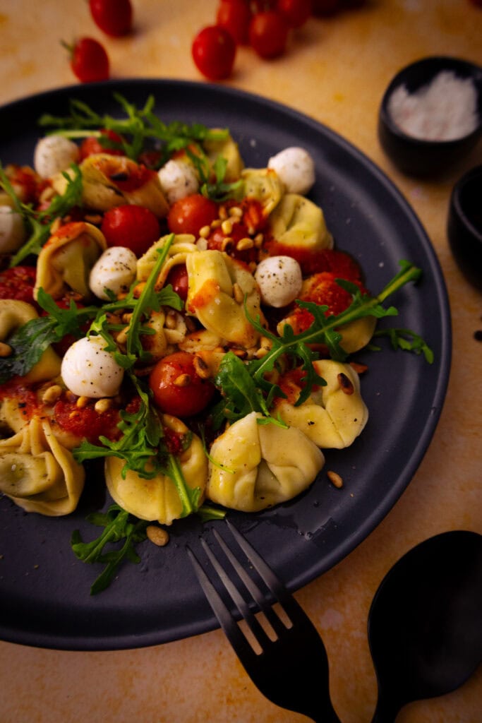 Tortellini in Tomatensauce