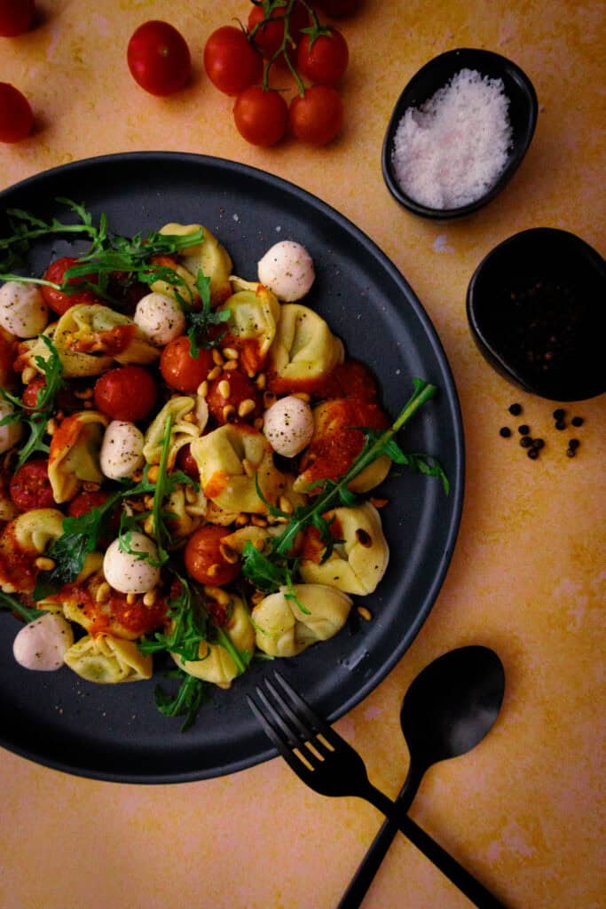 Tortellini in Tomatensauce