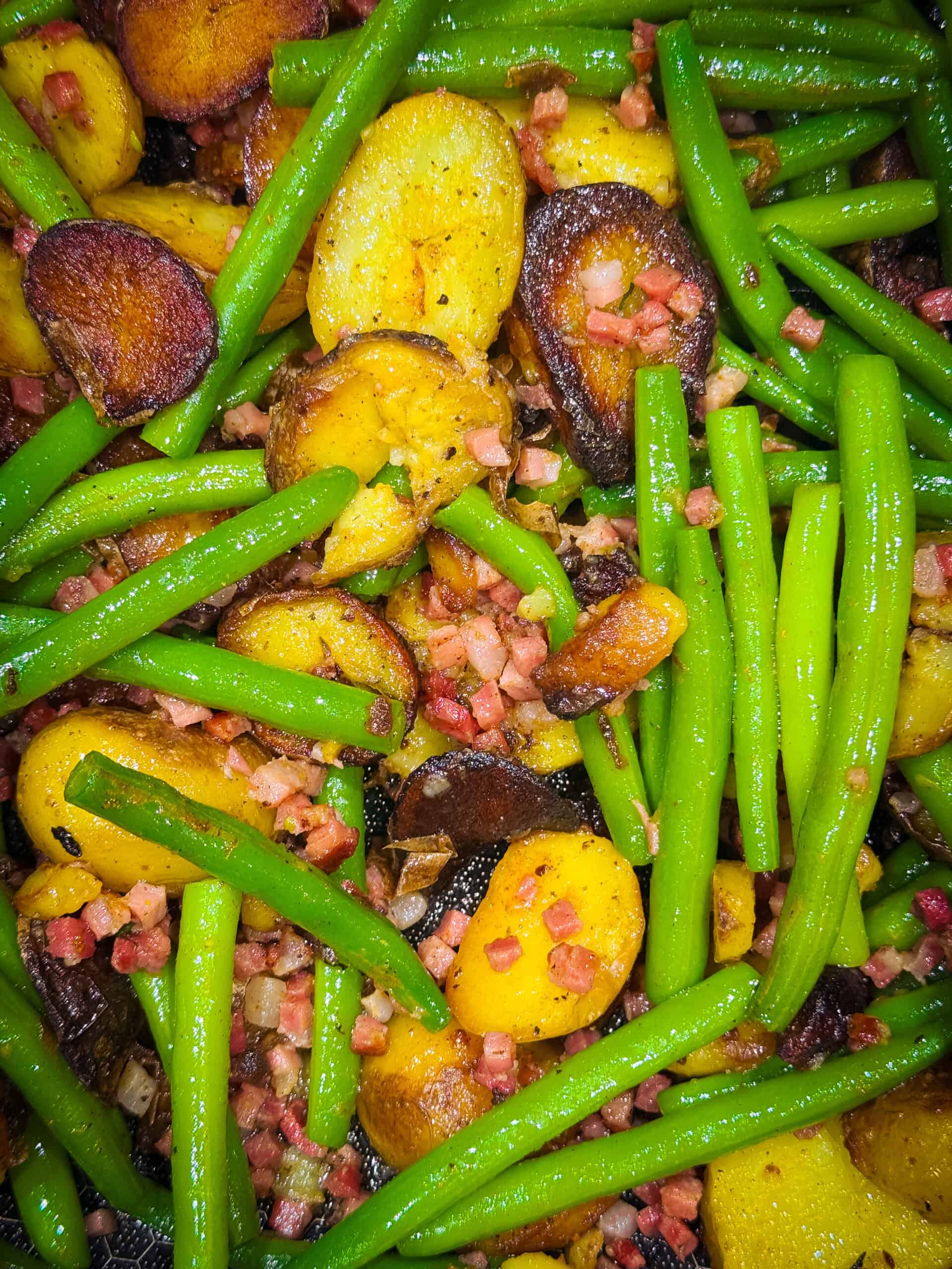 Kartoffel-Bohnen-Speck-Pfanne