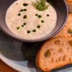 Kalte Gurken-Buttermilch-Suppe