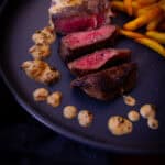 Steak mit grüner Pfeffersauce