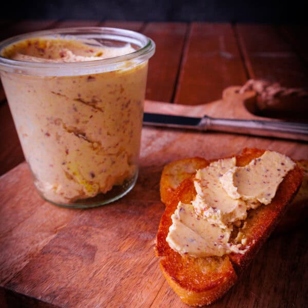Dattel-Curry-Dip