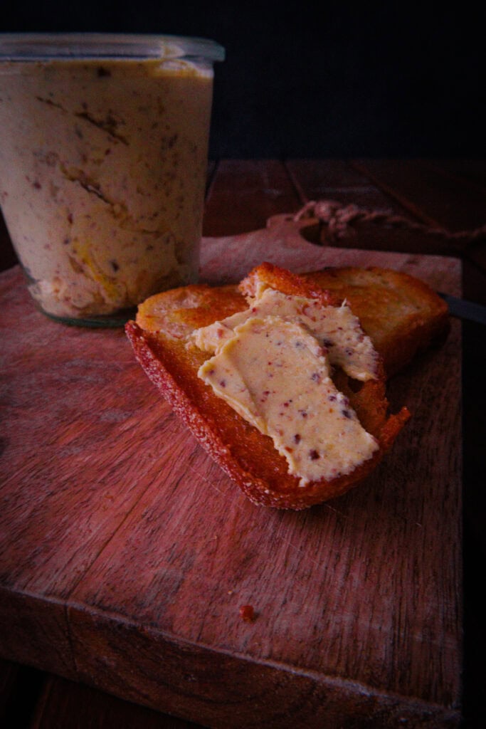 Dattel-Curry-Dip