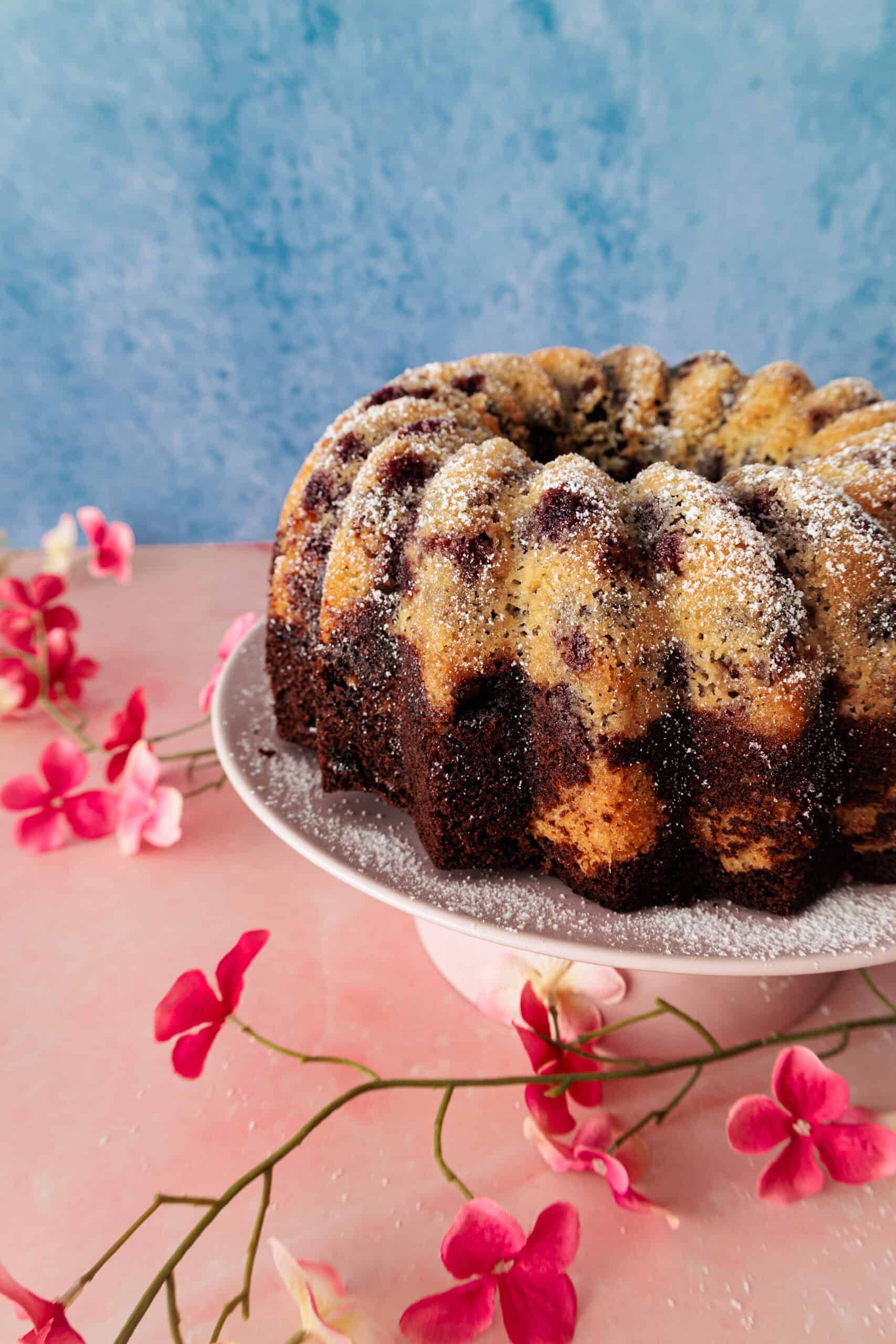 Mehr über den Artikel erfahren Marmorkuchen mit Kirschen