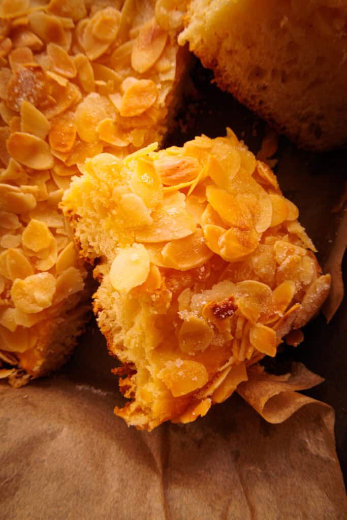 Butterkuchen mit Sahne getränkt – besonders saftig