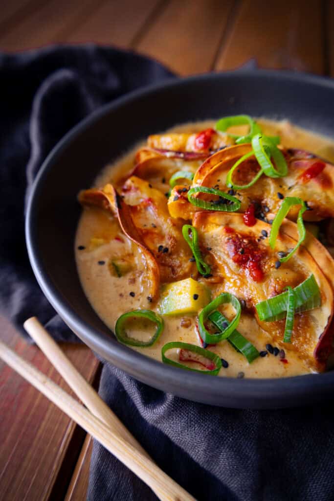Knuspriger Gyoza Auflauf aus dem Ofen