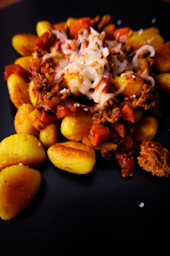 Gnocchi mit Hackfleischsoße