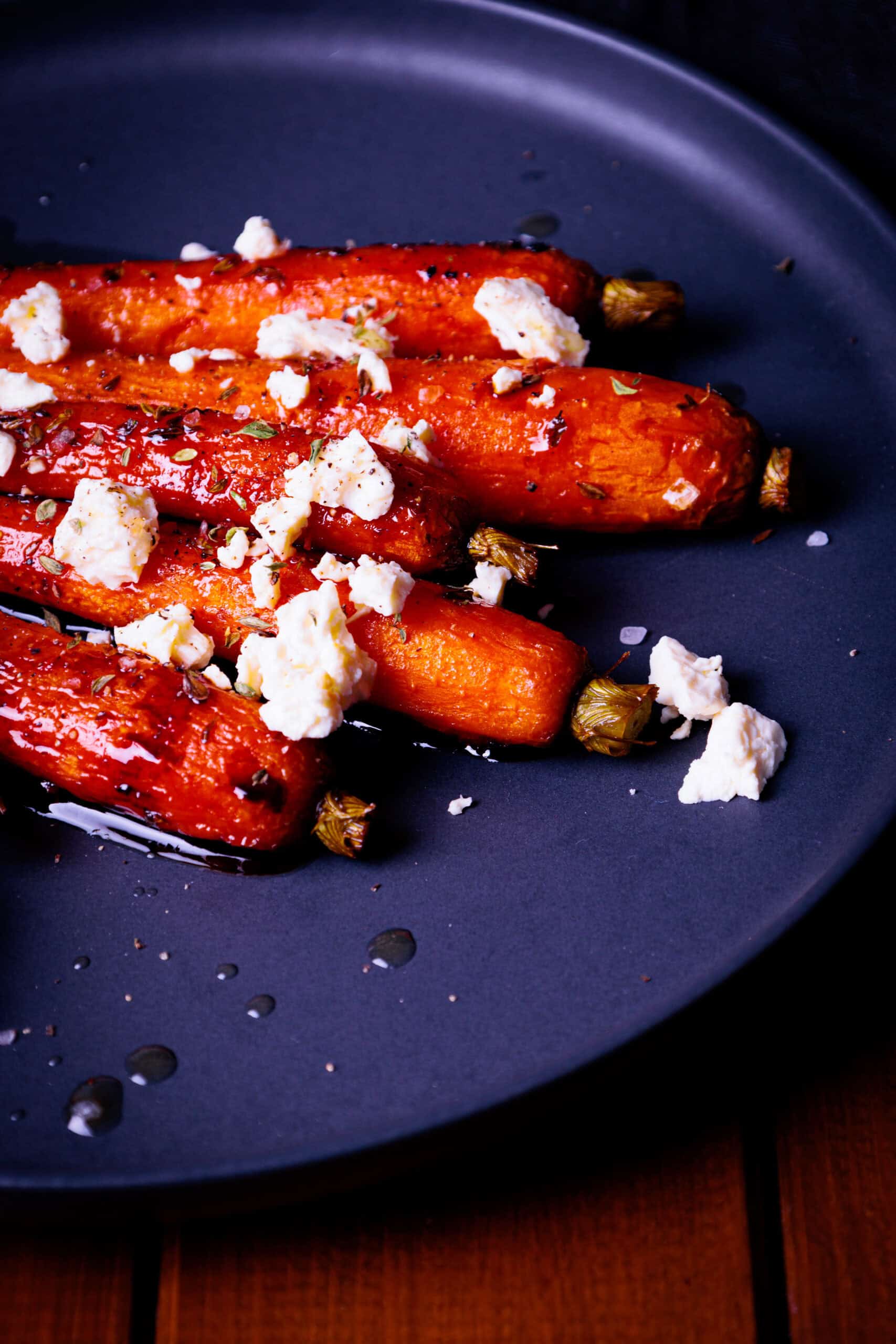 Geröstete Karotten aus dem Ofen mit zartem Feta