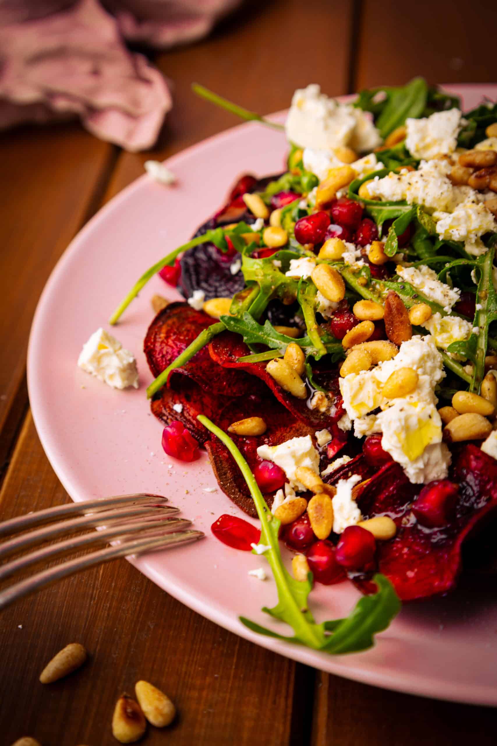 Ofen Rote Bete Salat mit Feta und Granatapfel